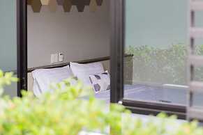 M2 Hotel