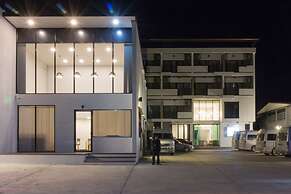 M2 Hotel