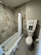 Pine View Inn