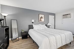 Pine View Inn