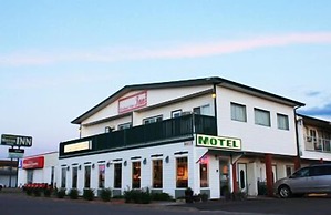 Woodland Motor Inn