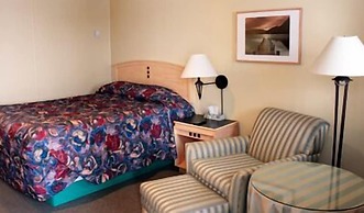 Woodland Motor Inn