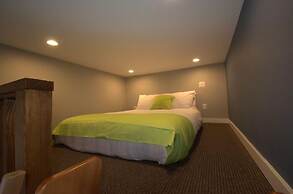 First Avenue Executive Suites