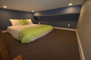 First Avenue Executive Suites