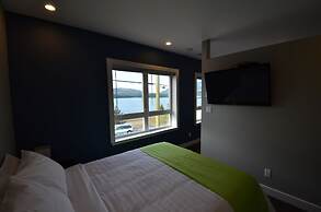 First Avenue Executive Suites