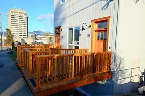 First Avenue Executive Suites