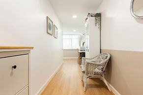 Lee's Mark Residence