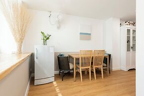 Lee's Mark Residence