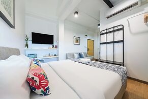 Lee's Mark Residence
