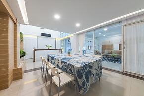 Lee's Mark Residence