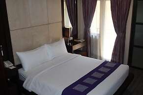 Metro Hotel
