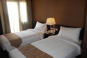 Metro Hotel