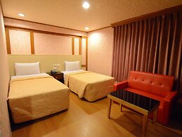 Center Hotel