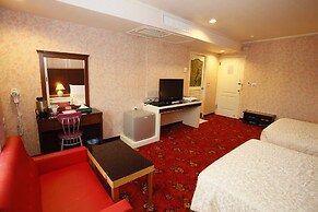 Center Hotel