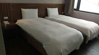 Center Hotel