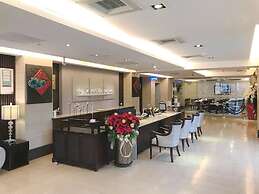 Unique Holiday Hotel
