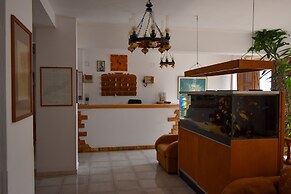 Kastro Hotel