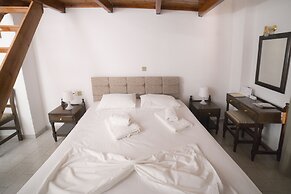 Kastro Hotel