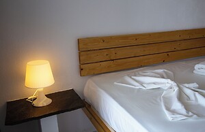 Kastro Hotel