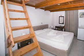 Kastro Hotel