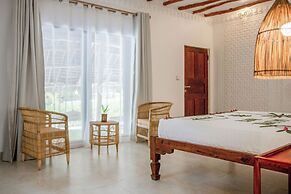 Hakuna Majiwe Beach Lodge