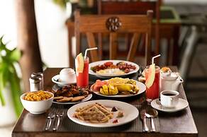 Hakuna Majiwe Beach Lodge
