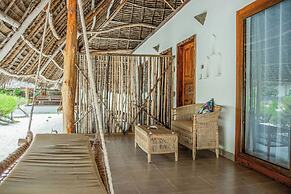 Hakuna Majiwe Beach Lodge