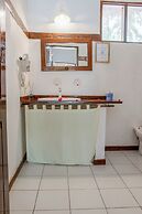 Hakuna Majiwe Beach Lodge