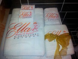 Ella Holiday Inn