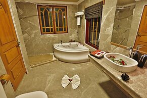 Ananta Inlay Resort