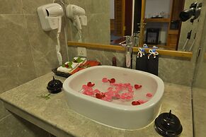 Ananta Inlay Resort