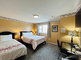 Midnight Sun Inn