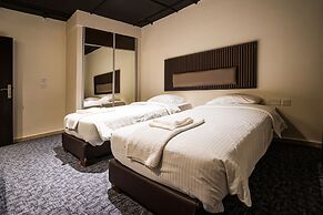 Diamond Hotel Suites