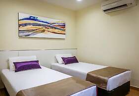 Hotel 81 Cosy