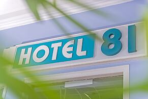 Hotel 81 Cosy