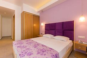 Eltina Hotel
