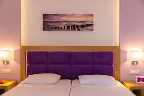 Eltina Hotel