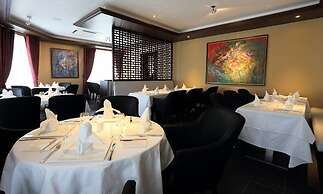 Arunreas Hotel