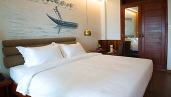 Almond Hotel Bassac River