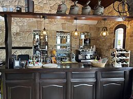 Samel Hotel