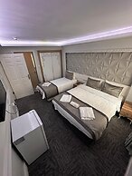 Grand Heykel Hotel