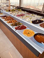 Grand Heykel Hotel