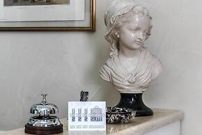 Trevi Rome Suite