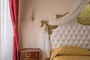 Trevi Rome Suite