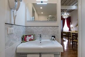 Trevi Rome Suite