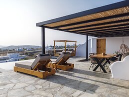 Evi Suites & Villas