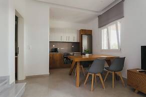 Evi Suites & Villas