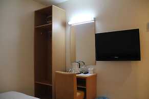 Hotel New Winner