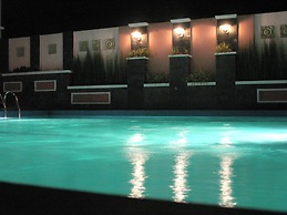 Atrium Resort & Hotel