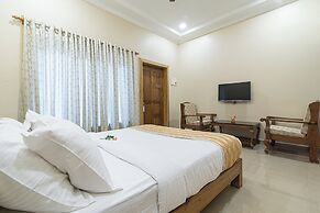 The Grand Leoney Resort